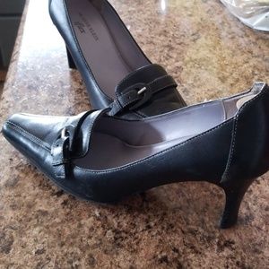 Anne Klein iflex heels